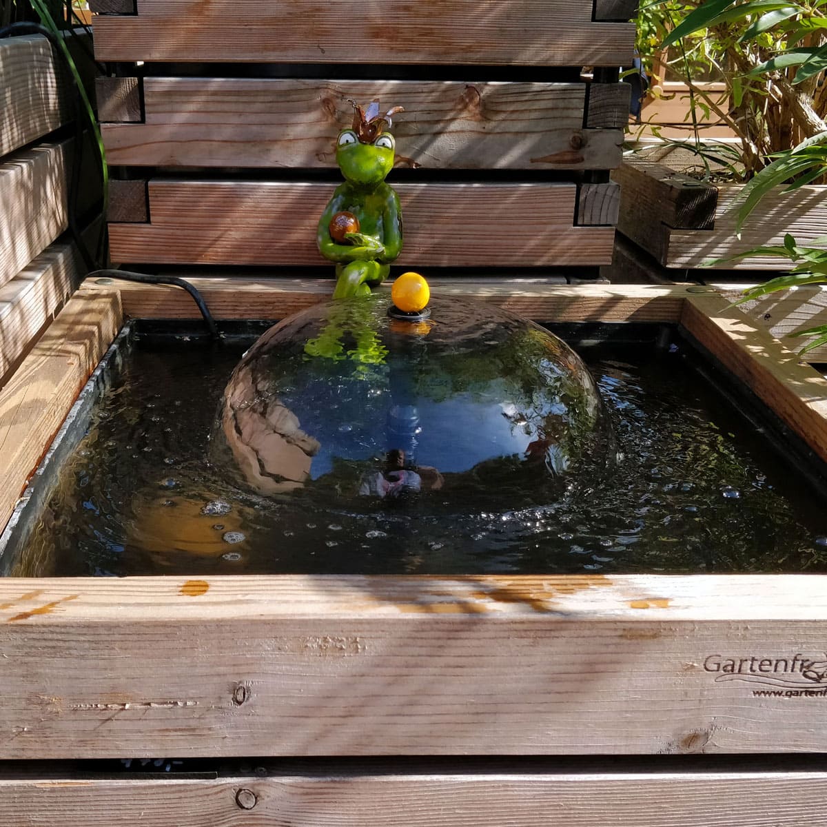 Wasserspiel im Terrassenteich